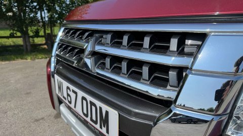 Mitsubishi Shogun 3.2 Shogun Barbarian Red #6