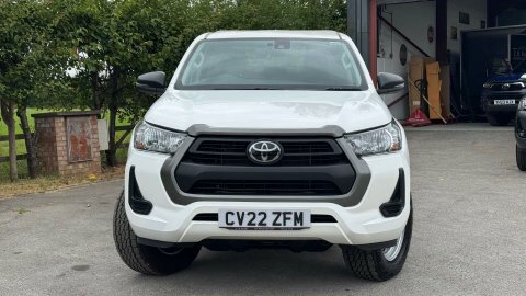 Toyota HILUX 2.4 Hilux Active White #3
