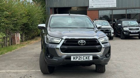 Toyota HILUX 2.8 Hilux Invincible Grey #4