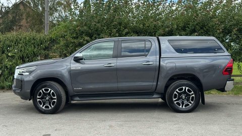 Toyota HILUX 2.8 Hilux Invincible Grey #2