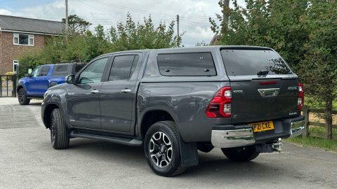 Toyota HILUX 2.8 Hilux Invincible Grey #3