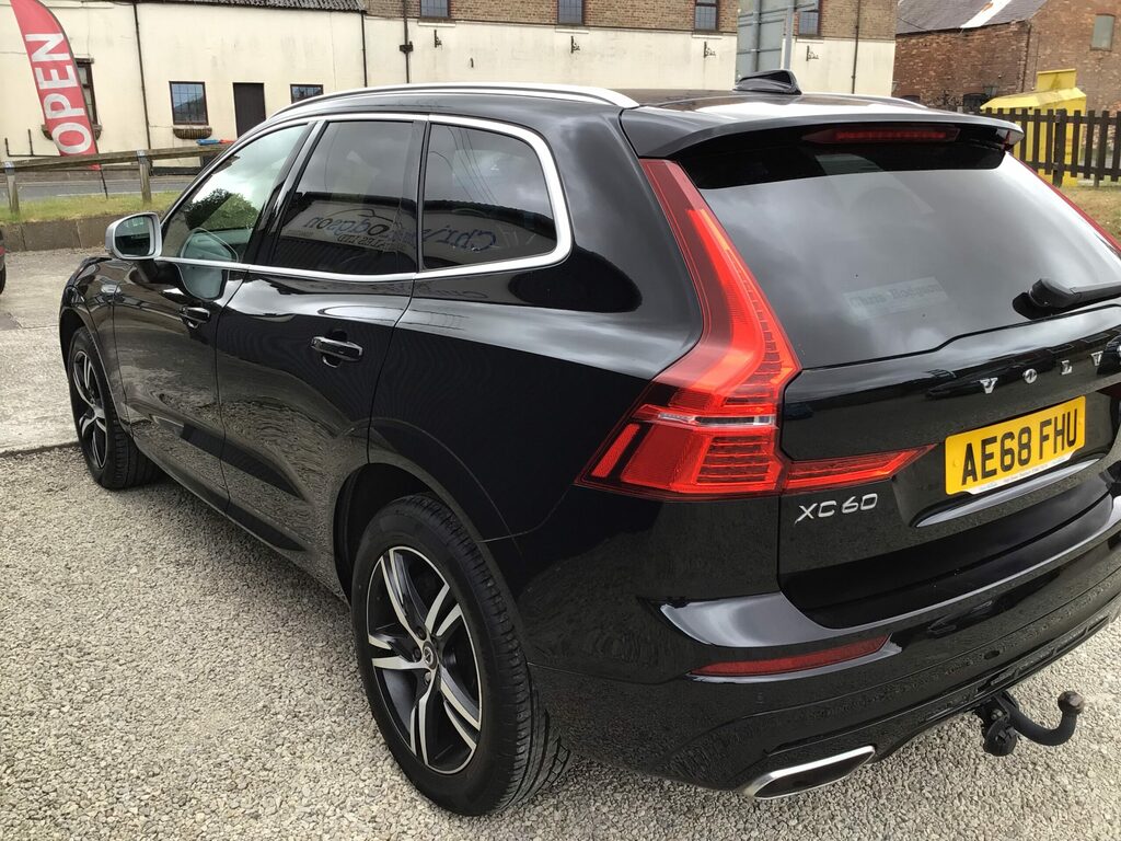 Volvo XC60 2.0 246 Bhp R-design T5 Awd Onl Black #6