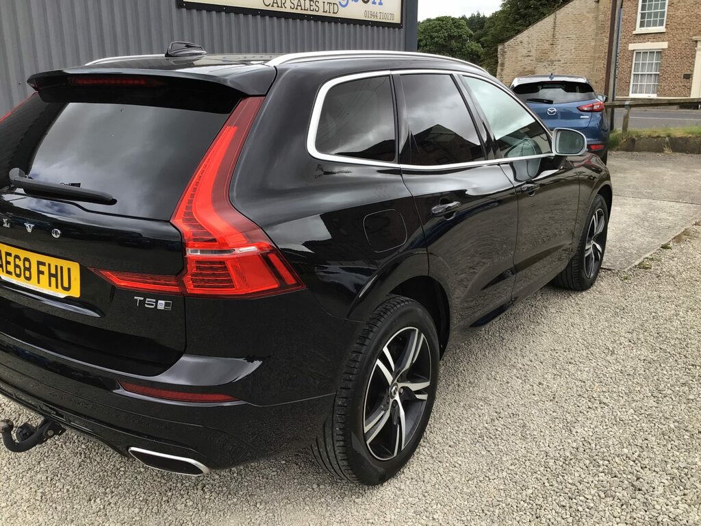 Volvo XC60 2.0 246 Bhp R-design T5 Awd Onl Black #5