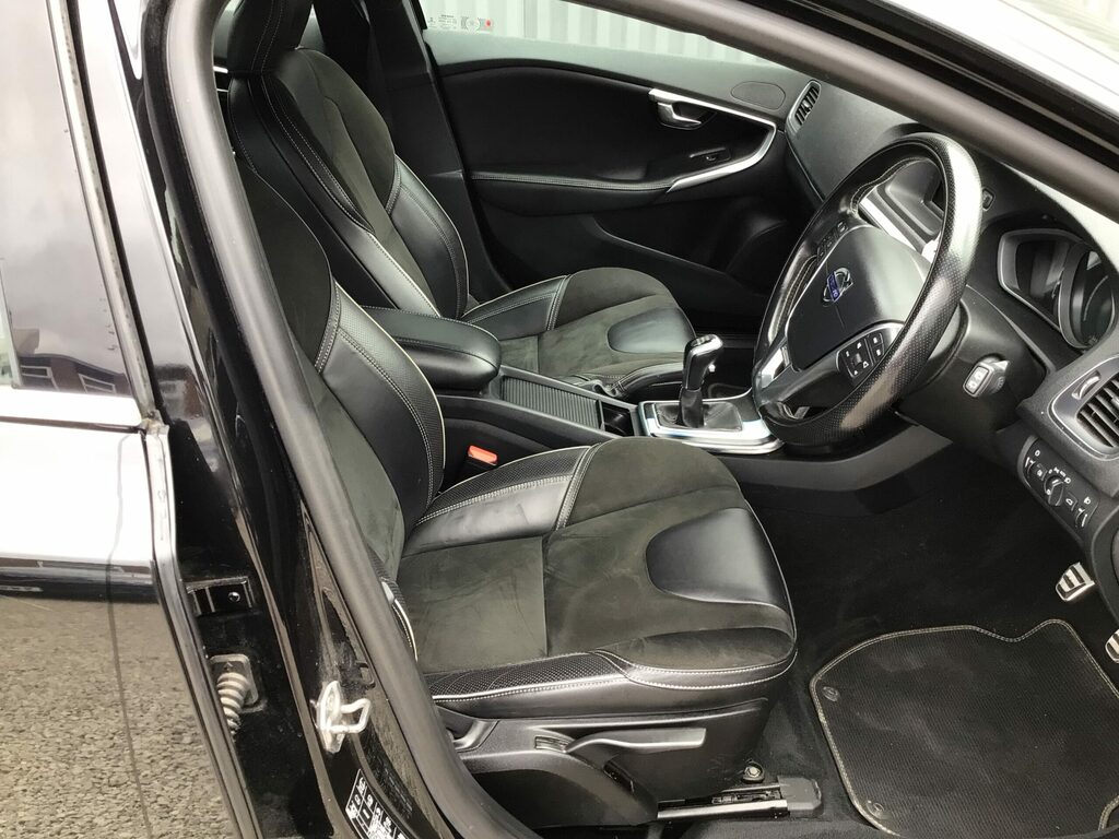 Volvo V40 V40 Cross Country Professional T3 Red #10