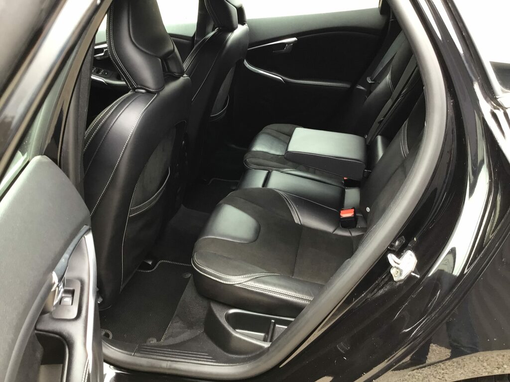 Volvo V40 V40 Cross Country Professional T3 Red #16