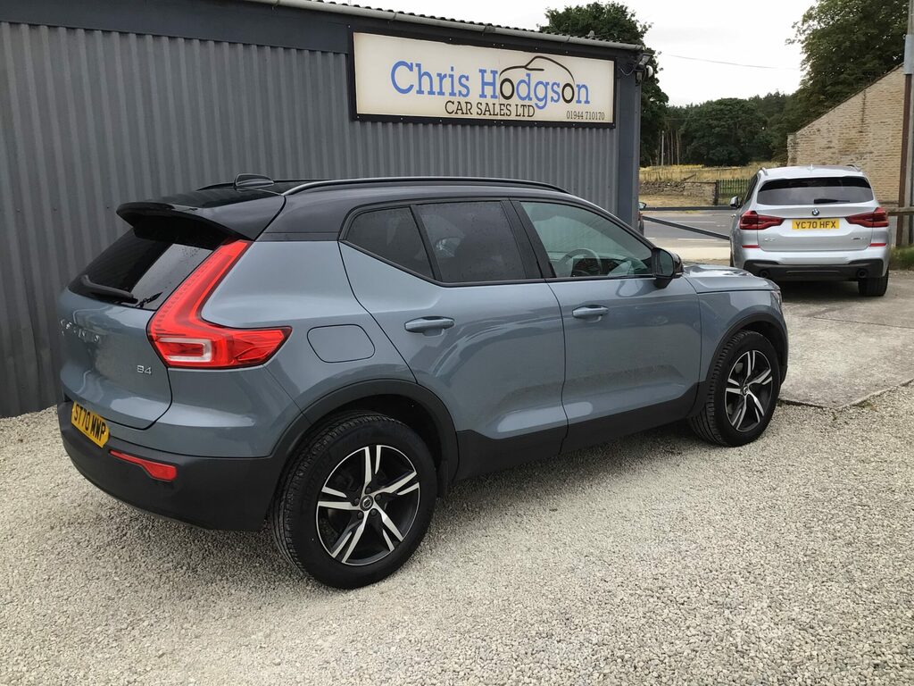 Volvo XC40 R-design B4 2.0 194 Bhp Grey #4