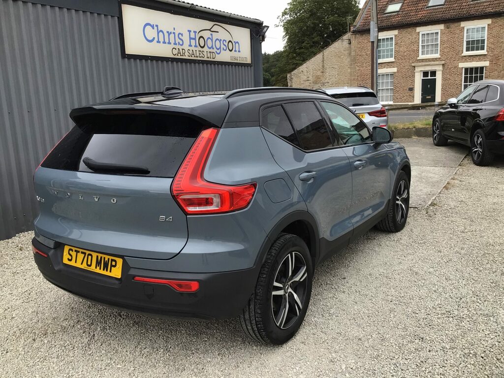 Volvo XC40 R-design B4 2.0 194 Bhp Grey #5