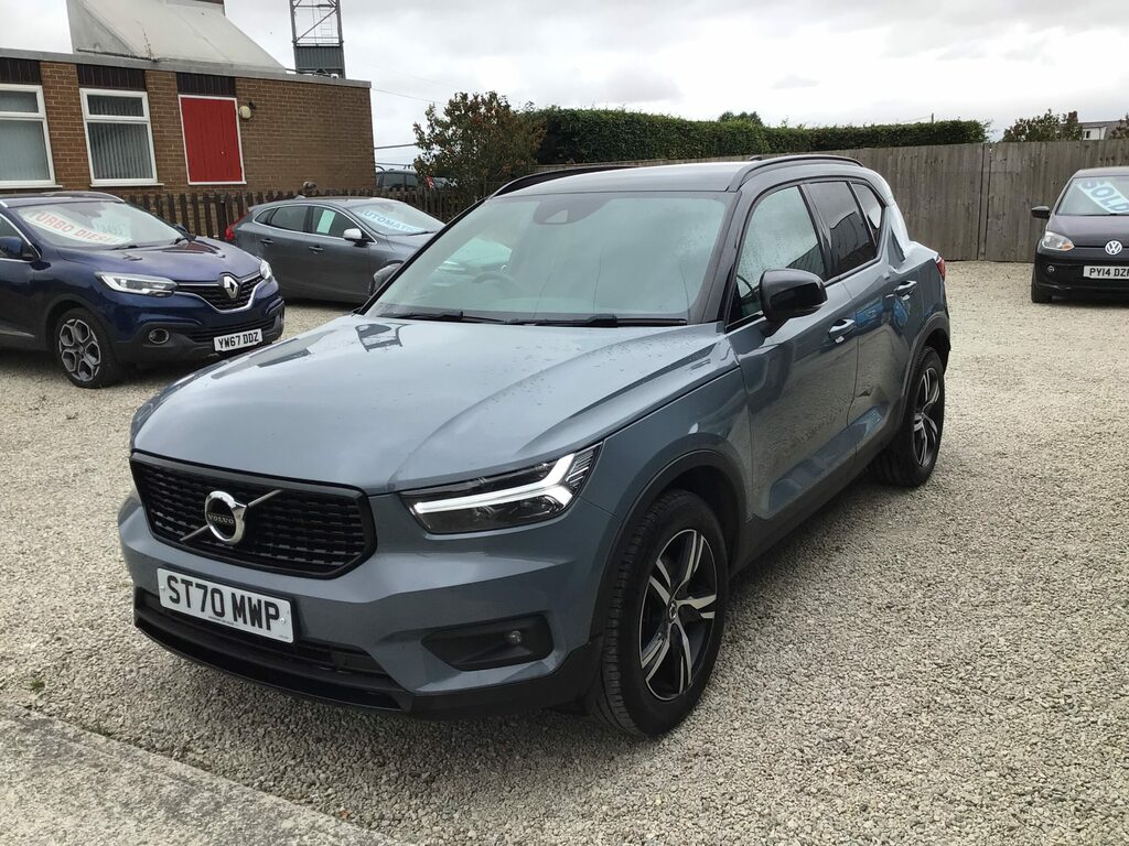 Volvo XC40 R-design B4 2.0 194 Bhp Grey