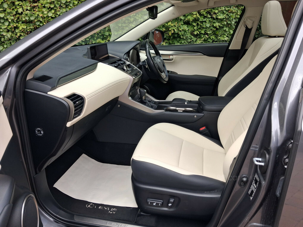 Lexus NX 2.5 300H Gpf Takumi Suv Hybrid E-cvt 4W Silver #17