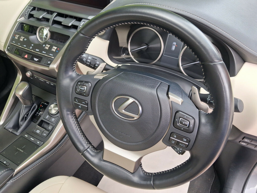 Lexus NX 2.5 300H Gpf Takumi Suv Hybrid E-cvt 4W Silver #28
