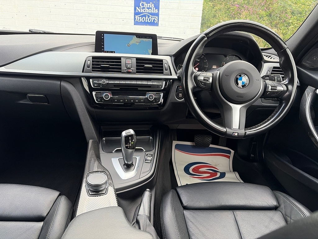 BMW 3 Series 318D M Sport Shadow Edition YE19LUS White #6