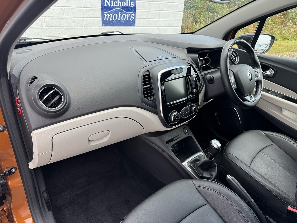 Renault Captur Tce Energy Signature X Nav WK18WJL Black #6