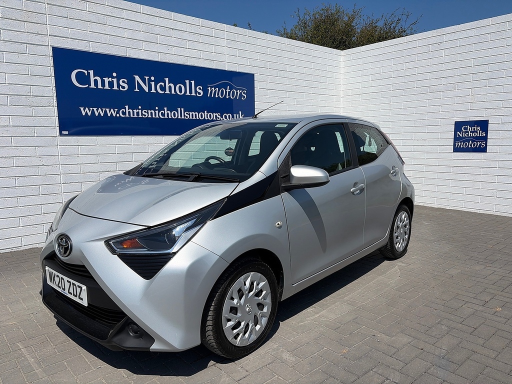 Toyota Aygo Vvt-i X-play Silver