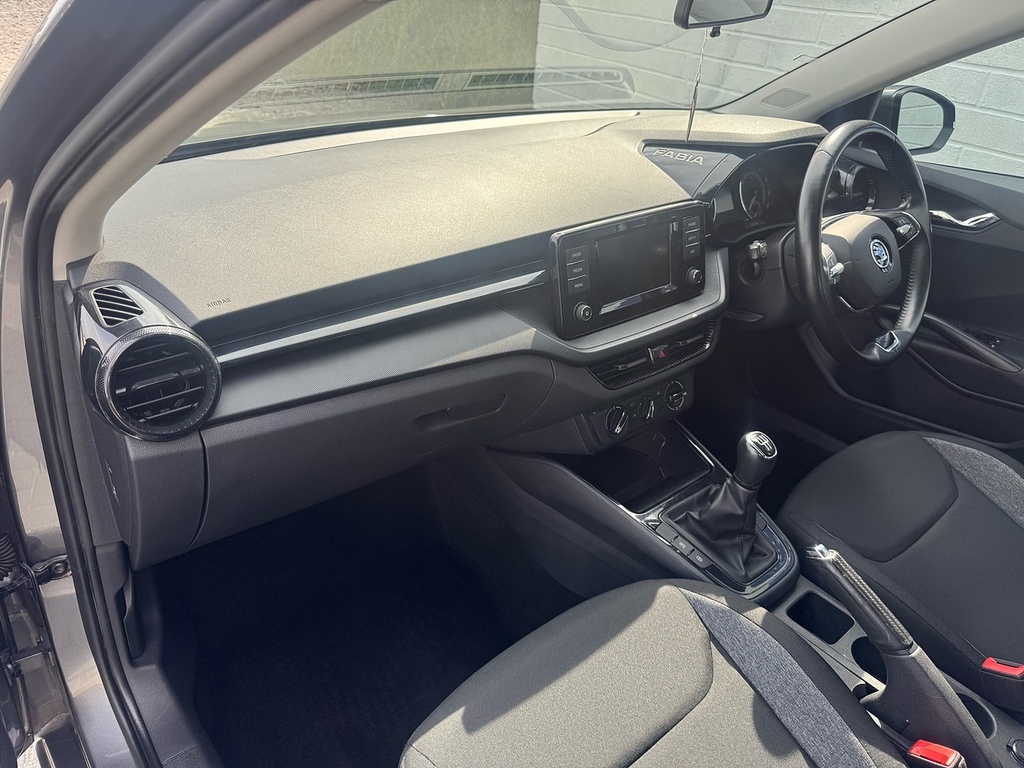 Skoda Fabia Tsi Se Comfort WK22UEU Grey #4