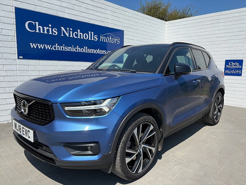 Volvo XC40 T4 R-design Pro Blue