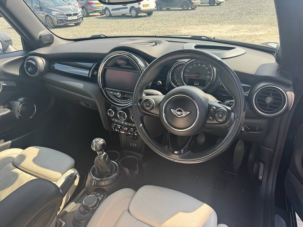 Mini Convertible Cooper S Black #5