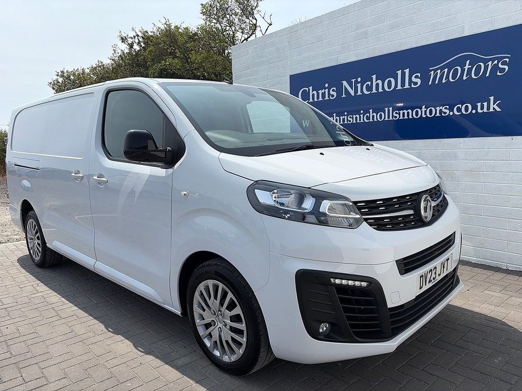 Vauxhall Vivaro Turbo D 2900 Pro White #4