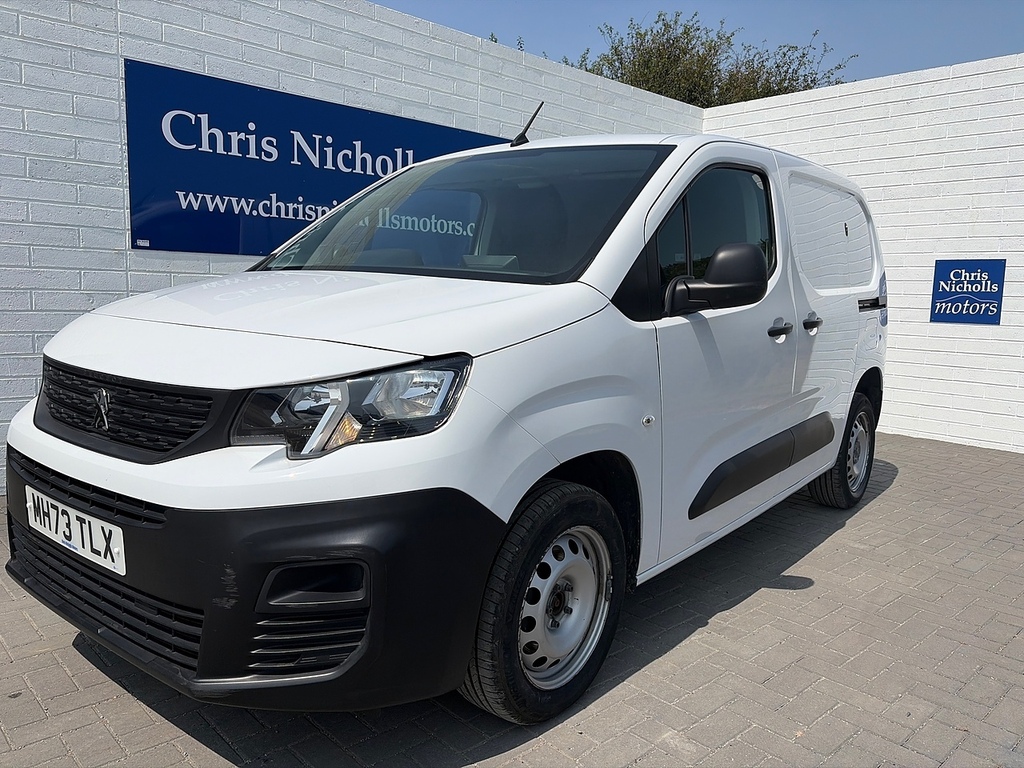 Peugeot Partner Bluehdi 1000 Professional Premium White