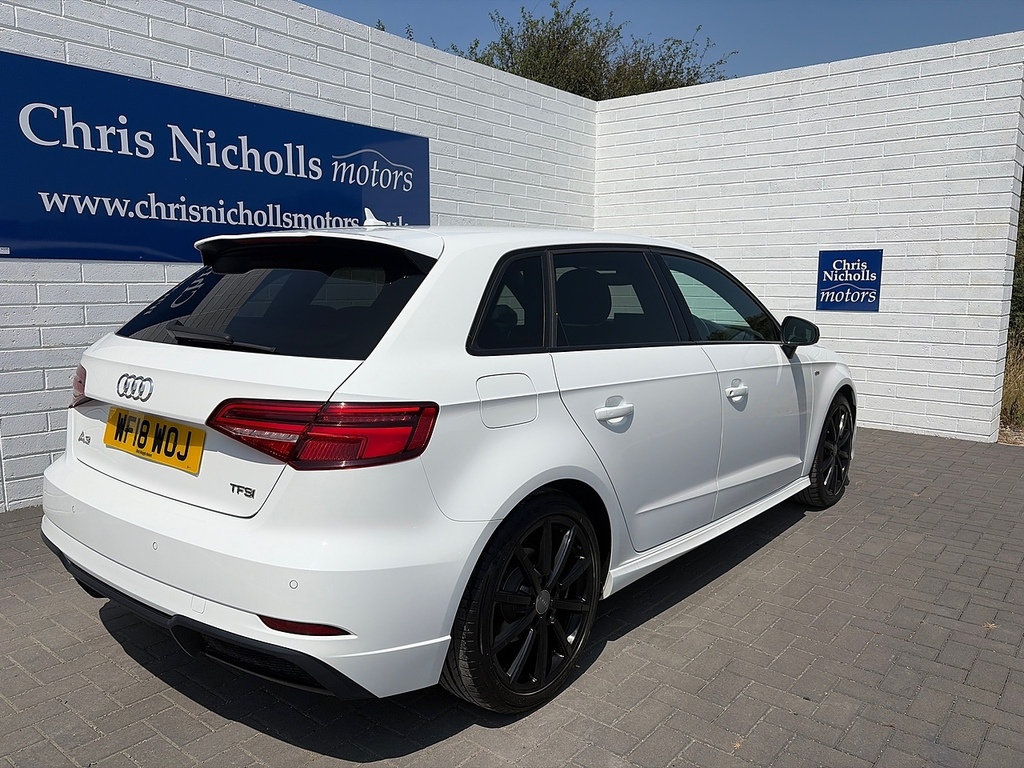 Audi A3 Tfsi Cod Black Edition WF18WOJ White #3