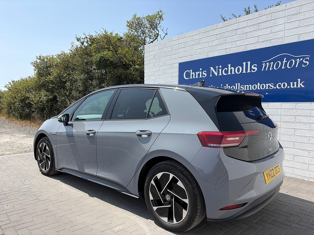 Volkswagen ID.3 Pro Family Grey #2