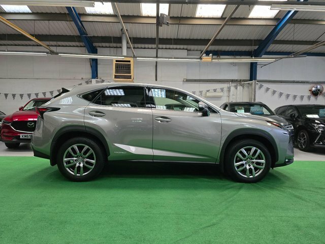 Lexus NX 2.5 300H Luxury E-cvt 4Wd Euro 6 S S Silver
