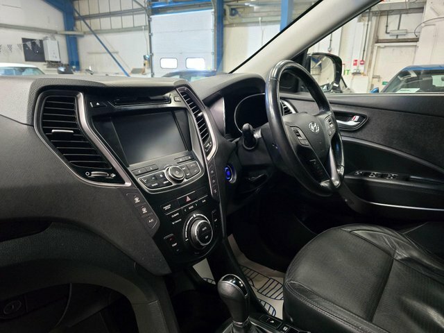 Hyundai Santa Fe 2.2 Crdi Premium Se 4Wd Euro 5 7 Seat Black #6