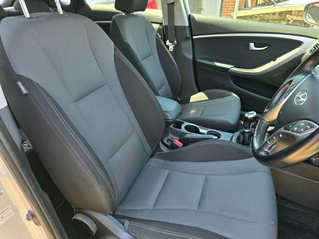 Hyundai I30 1.4 Se Euro 6 Silver #4