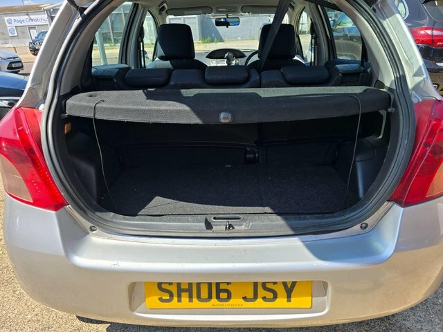 Toyota Yaris 1.3 T3 Multimode Silver #10