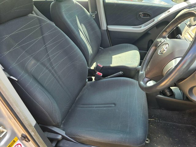 Toyota Yaris 1.3 T3 Multimode Silver #3