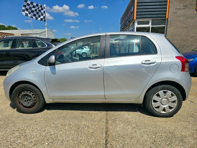 Toyota Yaris 1.3 T3 Multimode Silver #5