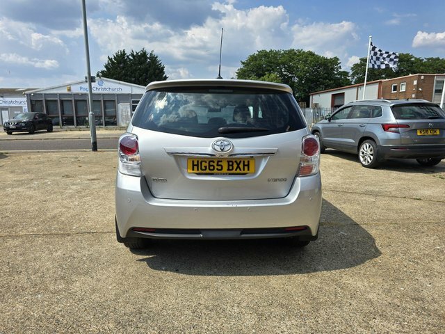 Toyota Verso Mpv 1.8 V-matic Trend Multidrive S Euro 6 201 White #12
