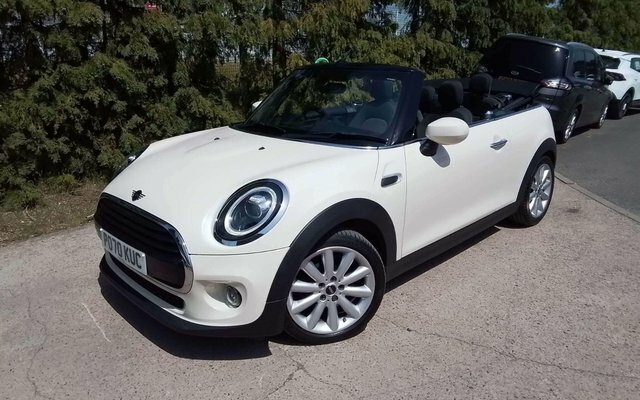 Mini Convertible 1.5 Cooper Classic Euro 6 S S White
