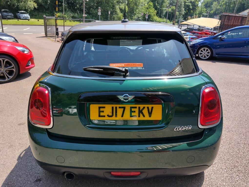 Mini Hatch Cooper Seven Hatchback EJ17EKV Green #6