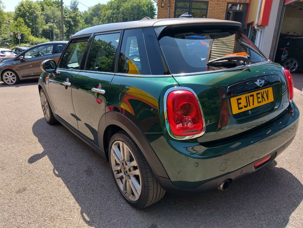 Mini Hatch Cooper Seven Hatchback EJ17EKV Green #5