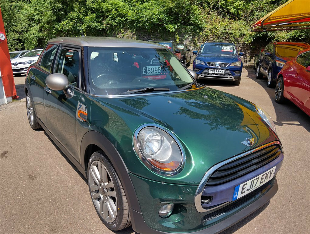 Mini Hatch Cooper Seven Hatchback EJ17EKV Green #2