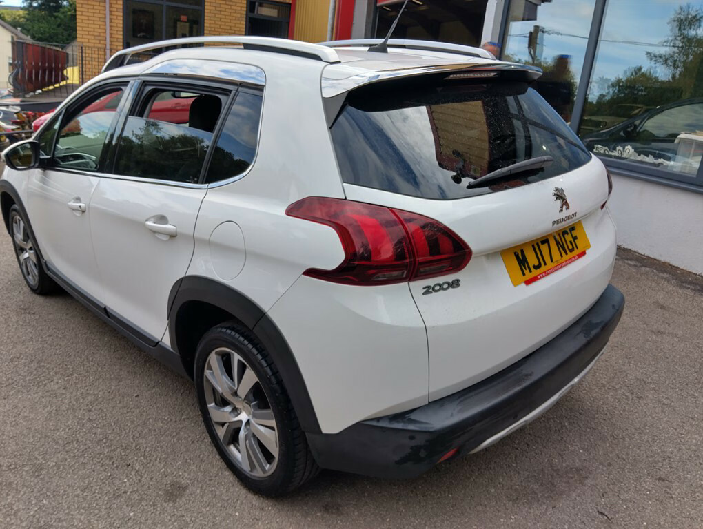 Peugeot 2008 Blue Hdi S S Allure Hatchback MJ17NGF White #6