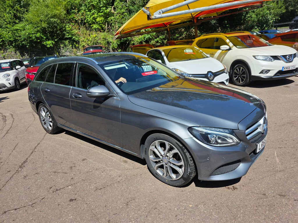Mercedes-Benz C Class 2016 2.1 C300dh Sport Premium Plus G-tronic Eur Black #3