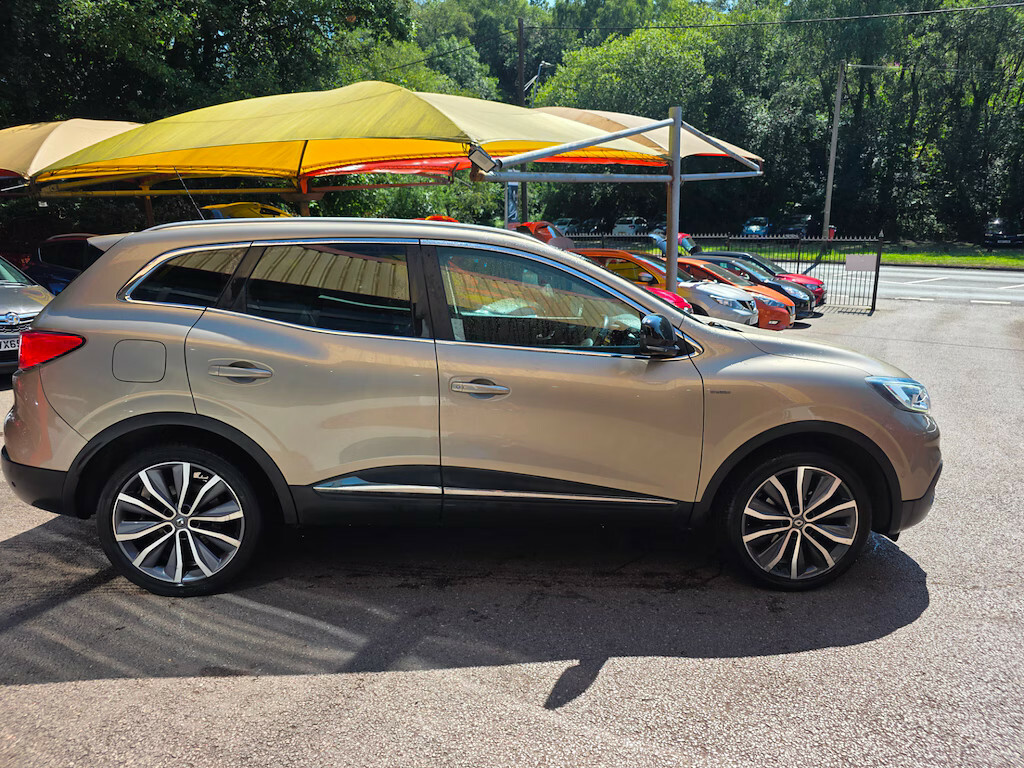 Renault Kadjar 1.5 Dci Signature Nav Hatchback Beige #4