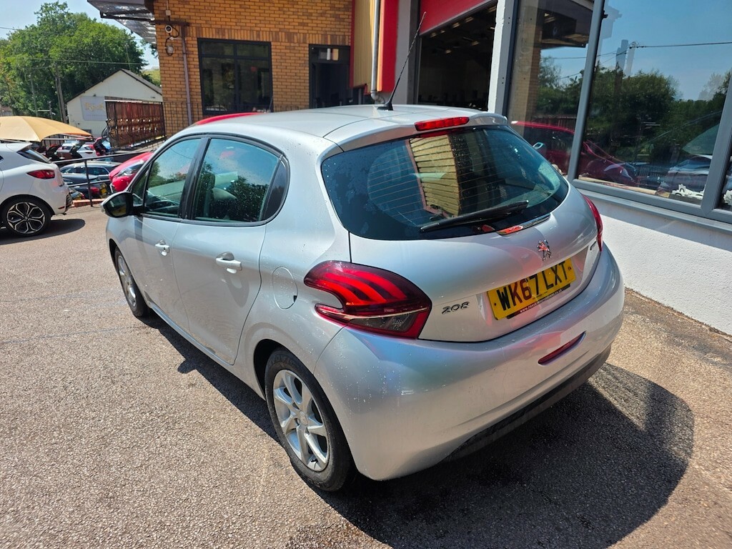 Peugeot 208 1.2 Puretech 82 Active Hatchback Silver #5