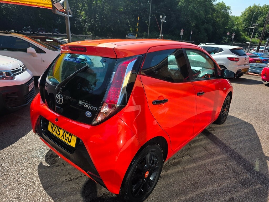 Toyota Aygo Aygo X-play Vvt-i Silver #7