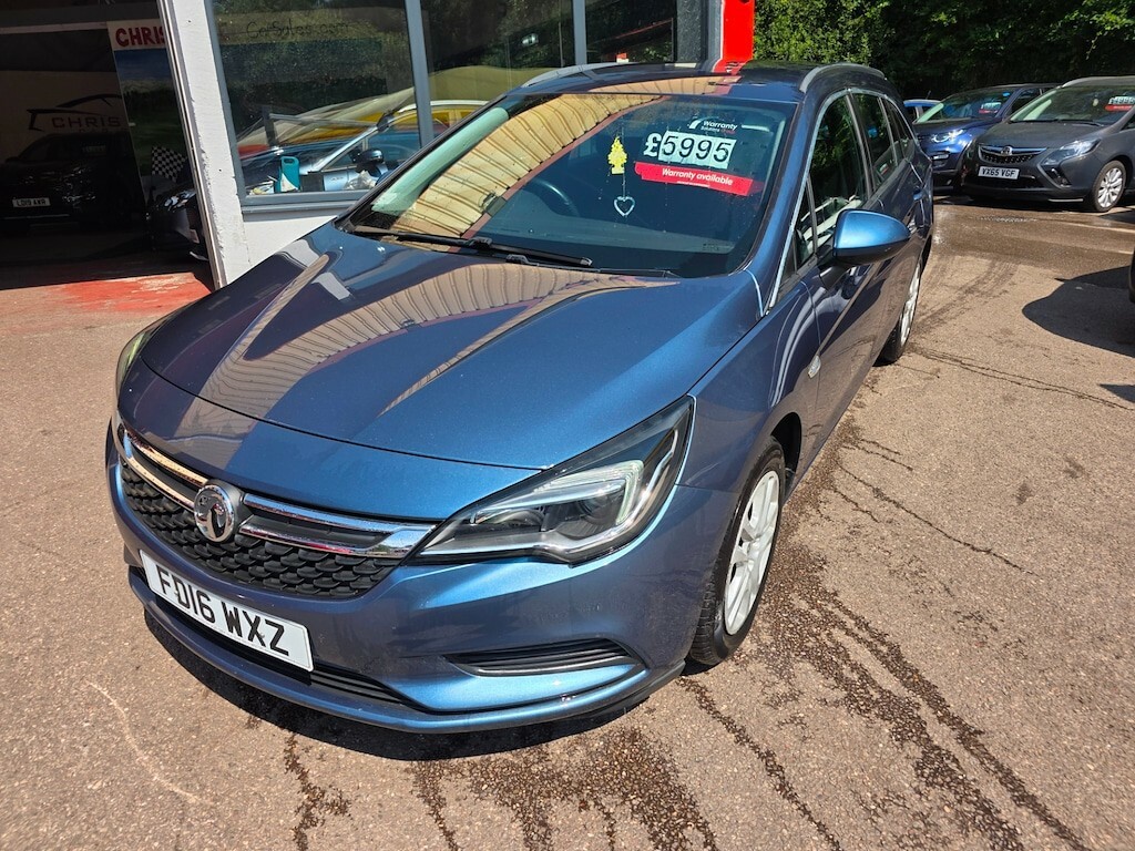 Vauxhall Astra Sri Red #8