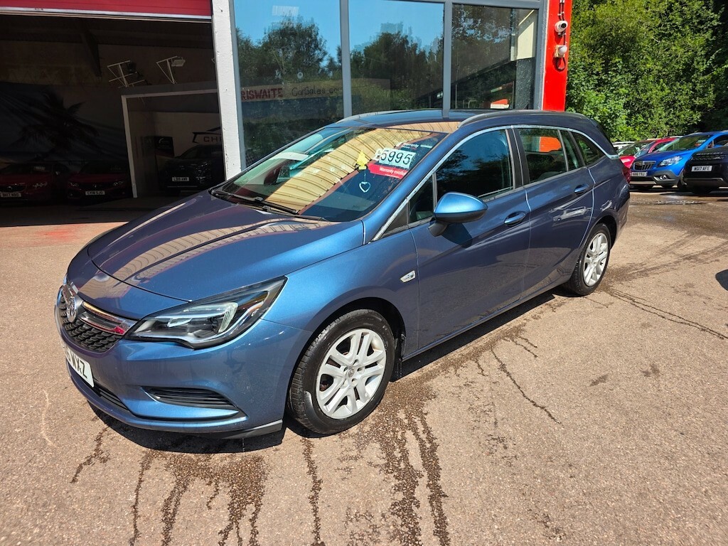 Vauxhall Astra Sri Red #7