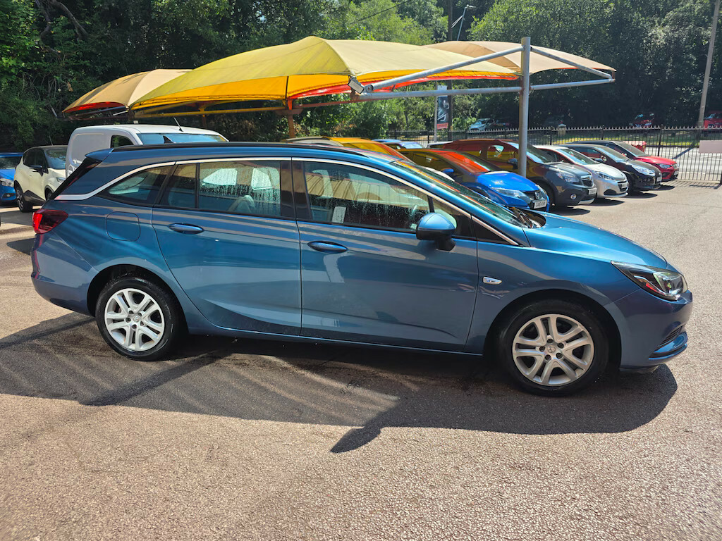 Vauxhall Astra Tech Line Cdti Estate Blue #4