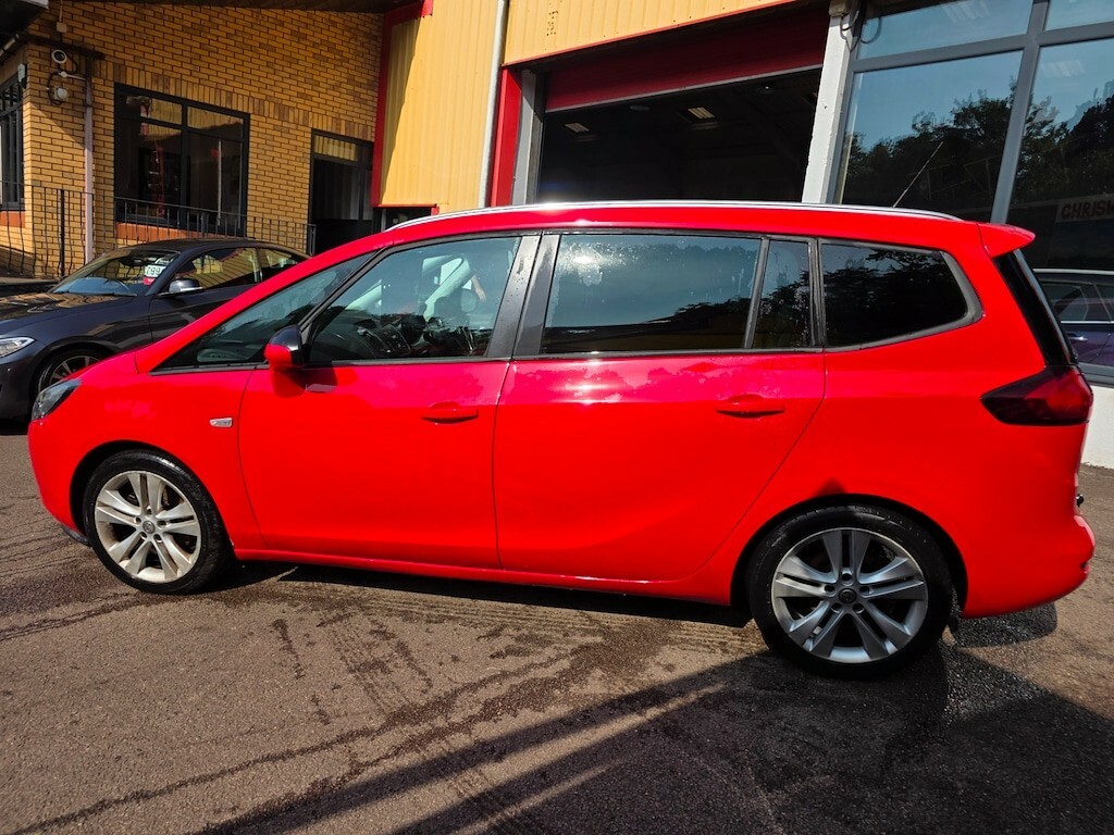 Vauxhall Zafira  White #9