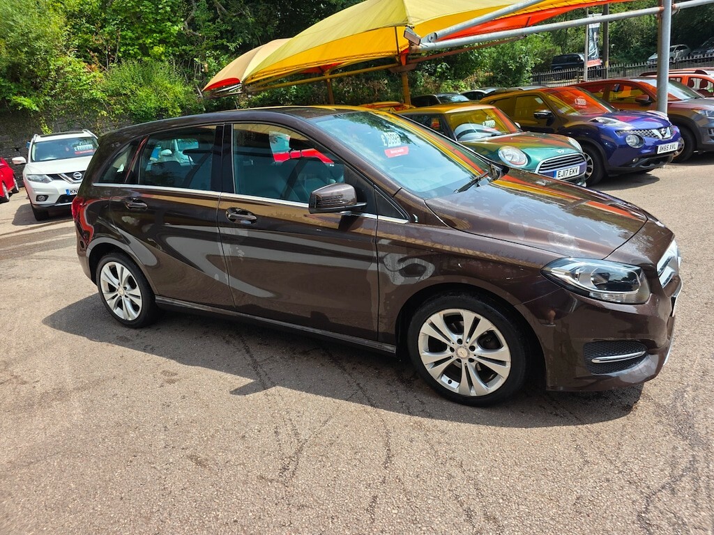Mercedes-Benz B Class B180d Sport Mpv #4