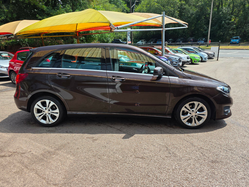 Mercedes-Benz B Class B180d Sport Mpv #6