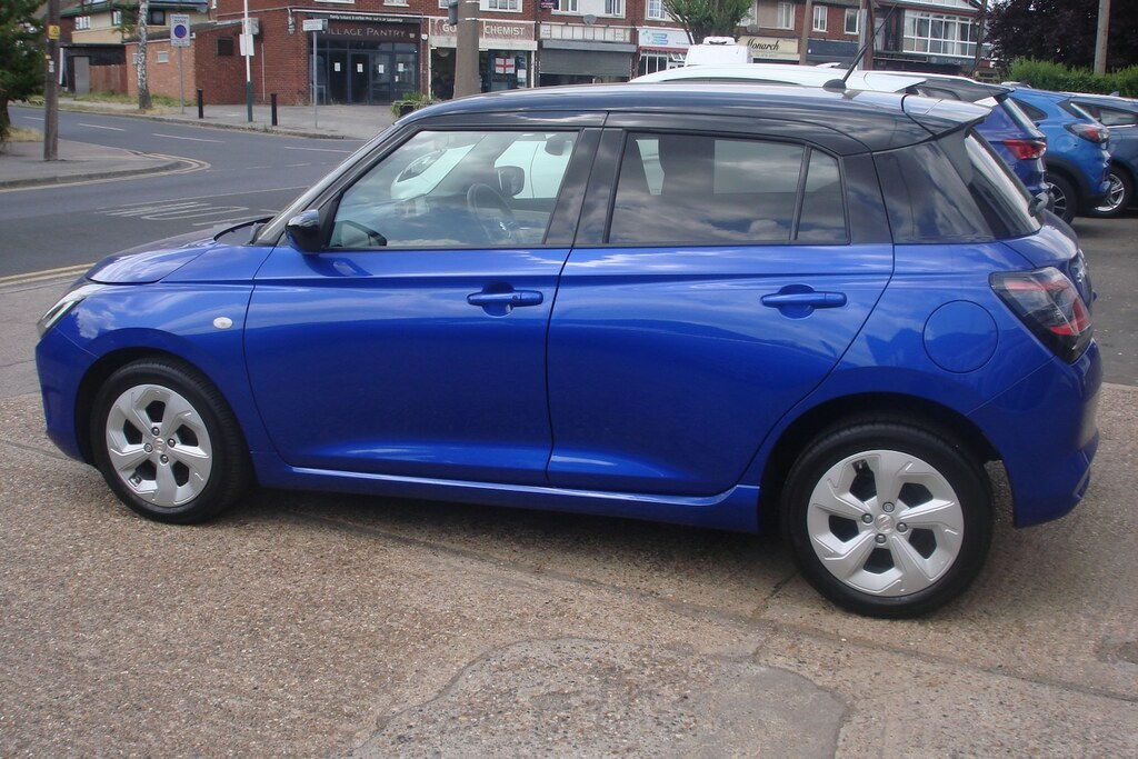 Suzuki Swift 1.2 Mild Hybrid Motion EN24DXU Black #2