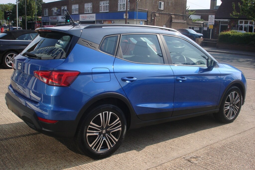 Seat Arona 1.0 Tsi 110 Se Technology Blue #5