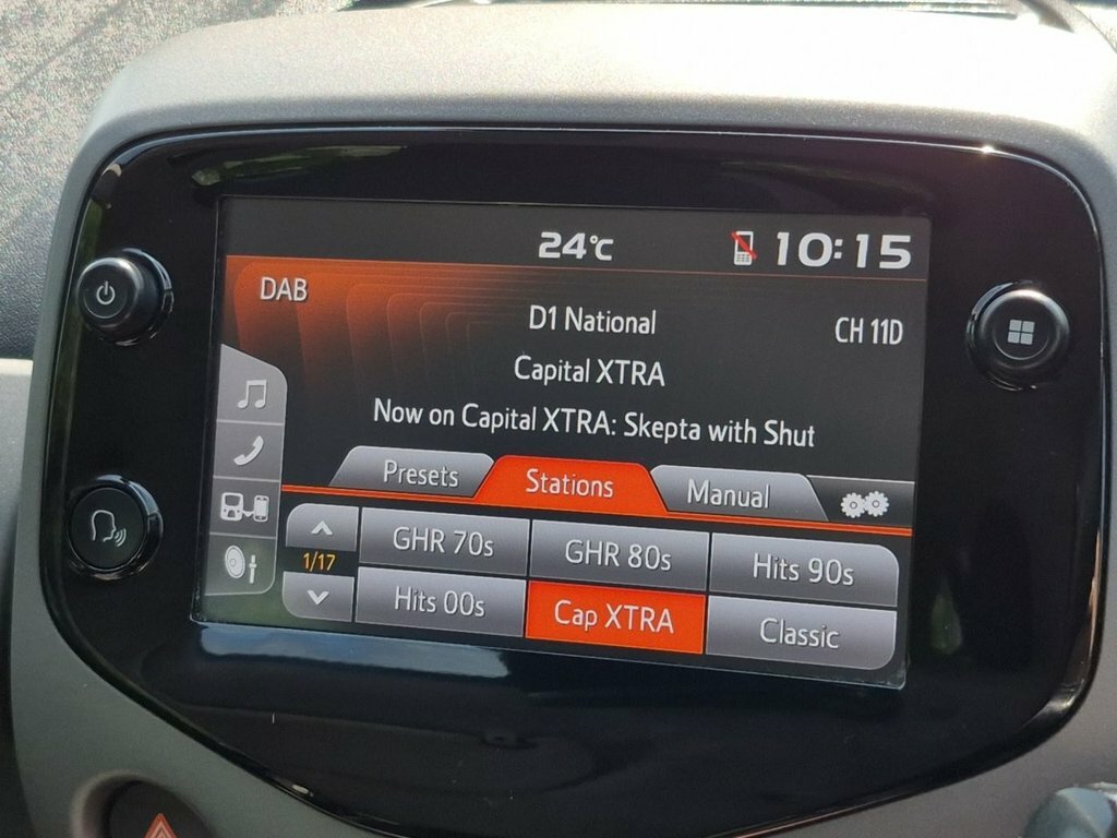 Toyota Aygo 1L X-play Black #3