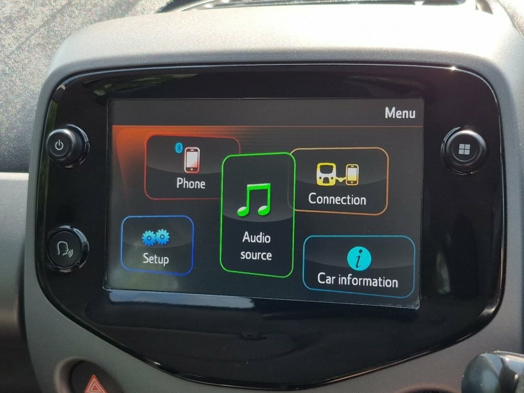Toyota Aygo Aygo X-play Tss Vvt-i Black #16